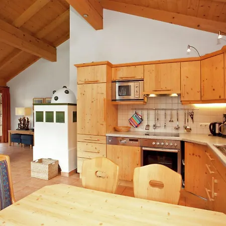 Quiet Chalet With Pool In Wald Im Pinzgau Chalet *