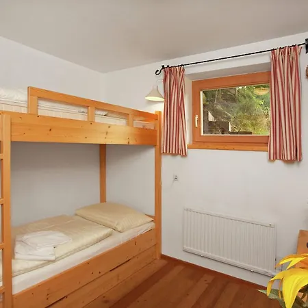 Quiet Chalet With Pool In Wald Im Pinzgau